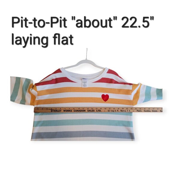 Doe Raw Edge Rainbow Heart Sweatshirt XL - Picture 5 of 7